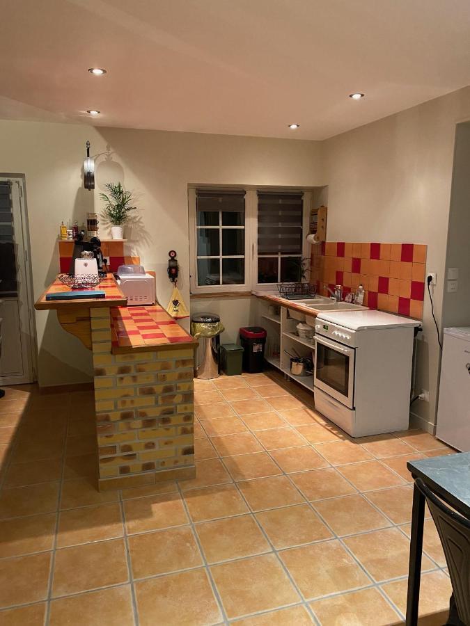 Gite " La Petite Maison" Livry  Exteriör bild